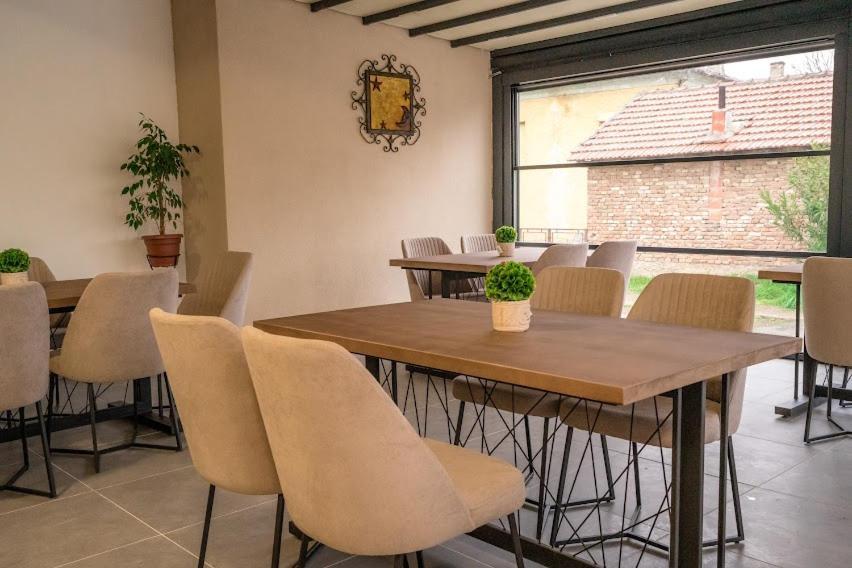 Fenix Gevgelija Bed & Breakfast Luaran gambar